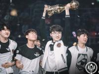 乐鱼真人体育娱乐-LOL历史最强战队诞生！23连胜拿下MSI冠军，Faker被对位FMVP