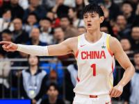 乐鱼体育全站-中国男篮已返回北京，曾凡博今日将前往国家队报道