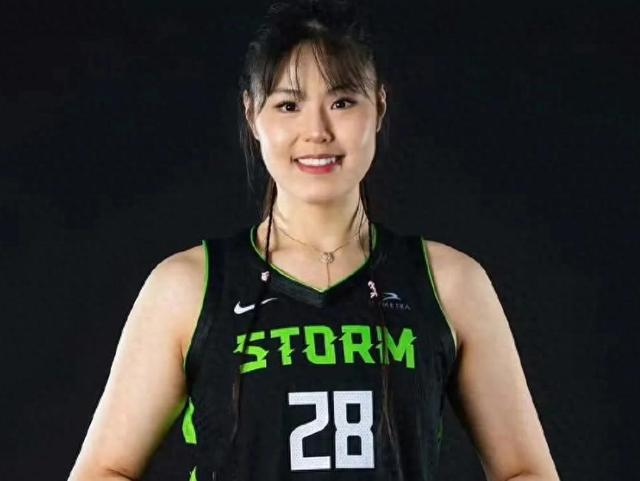 转会飞翼后首秀！李月汝2分2板2助正负值+9的简单介绍