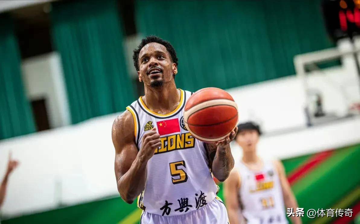 阿拉基发文：很遗憾地告诉大家，由于伤病我的赛的简单介绍